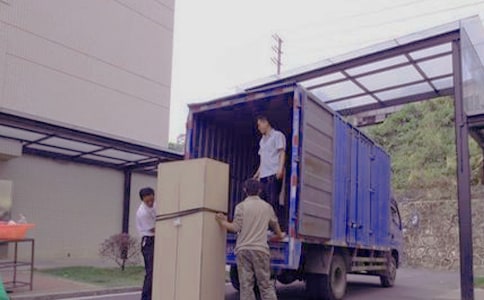 ���ر����������300����ƪ