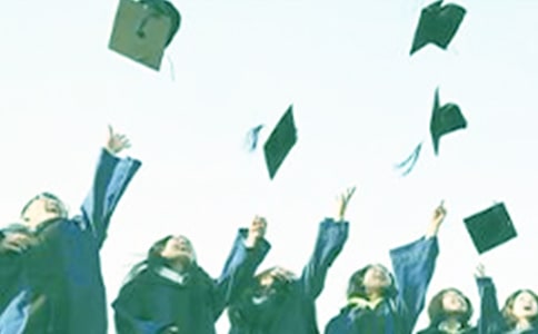 �йس�����ҵ����300��7ƪ