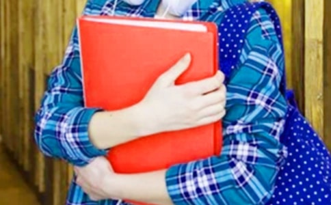 ����д�ѧ��