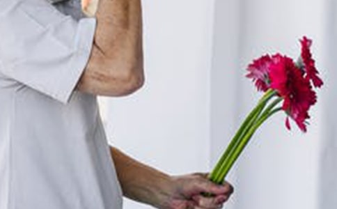 ��Ǹ������400��