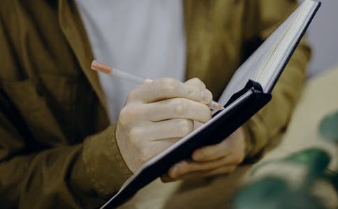 С¹�߱ȶ����100�֣���ѡ30ƪ��