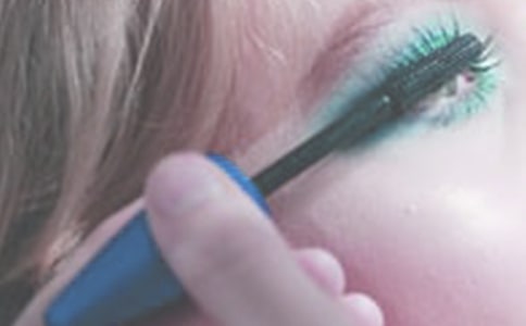 ����Ʒ����ױ����300��3ƪ