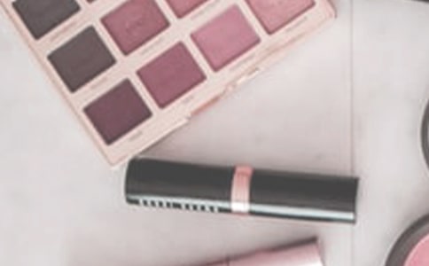 �Ի�ױΪ��������ģ���ѡ44ƪ��