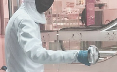 ���ر�����������300����ƪ