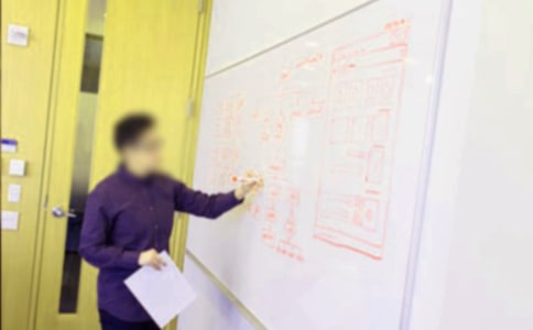 �ж���ʦ����600��