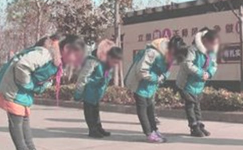 精选向鞠躬作文600字四篇