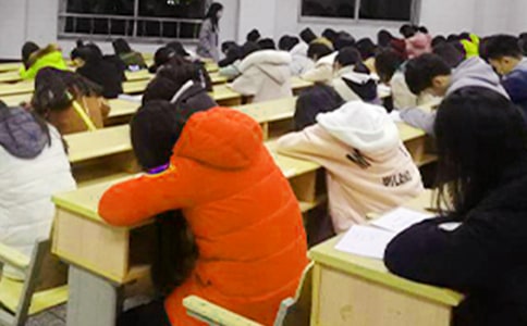 �����š����п��Ե�����300�֣���ѡ22ƪ��