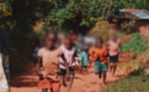 ���ض�ͯ������600��9ƪ