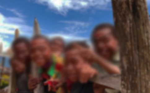 ���ض�ͯ������600��6ƪ