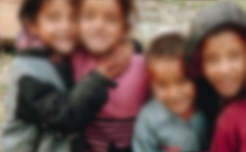 ���ض�ͯ����300�֣���ѡ24ƪ��