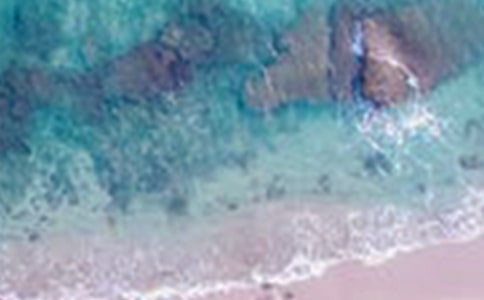 ���е�����800��