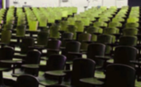 ĸУ����700��