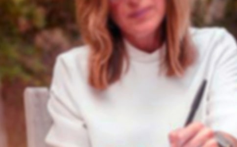 有关女人的高三作文(通用26篇)