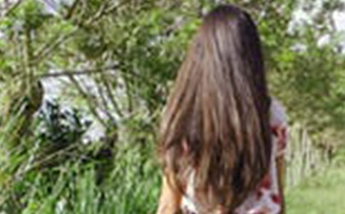 ���꼶Ů���������ҽ���ͨ��