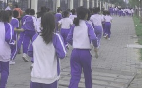 �ܲ�����300��