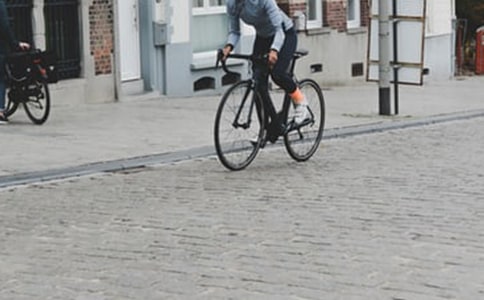 ���ر�����������500����ƪ