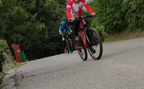 ���ر�����������500��3ƪ