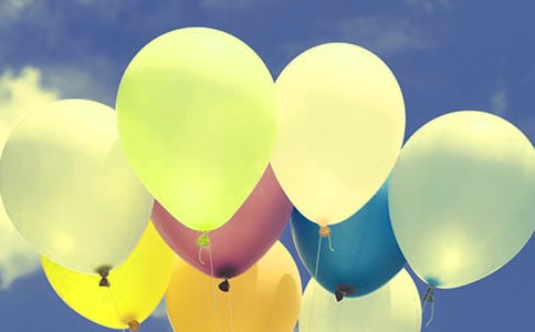 围绕气球的三年级优秀作文