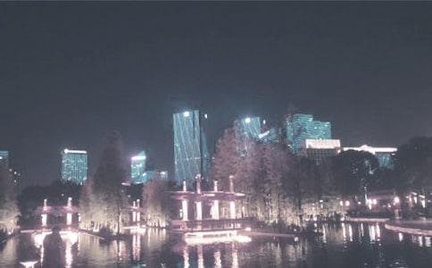 ������ǧ�ƺ���԰����