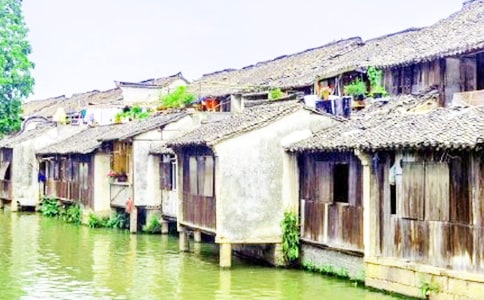 ����Ʒ����������600��3ƪ