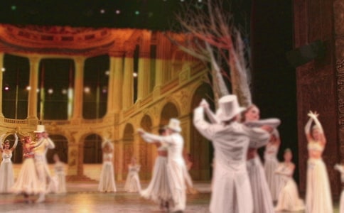 �����赸������600�֣���ѡ50ƪ��