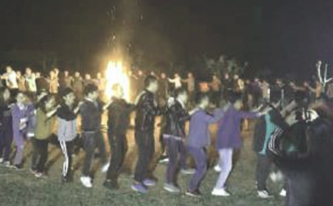 ��������Ӫ����800��