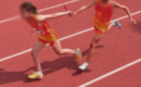 ��ѡСѧ�˶�������300��3ƪ