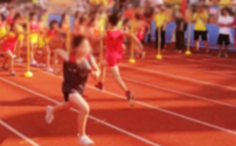 Сѧ�˶��ῪĻʽ����