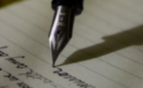 ���ر���д������600����ƪ