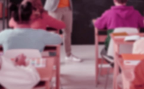 [����]�߶���ѧ���´�������800��