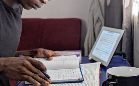 ��ѧ����֮���п�����