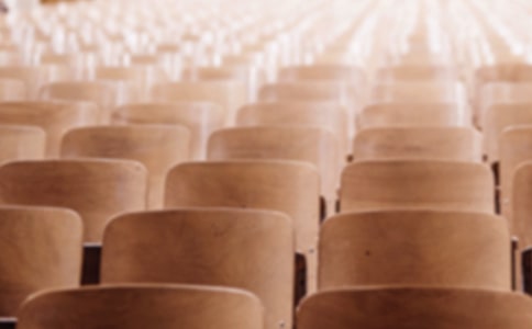 �����ѧУ����600��5ƪ