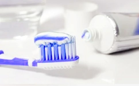 关于写牙膏的四年级作文