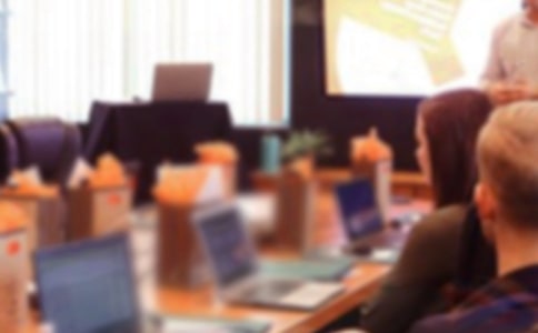 �ݽ�������400�֣�ͨ��10ƪ��