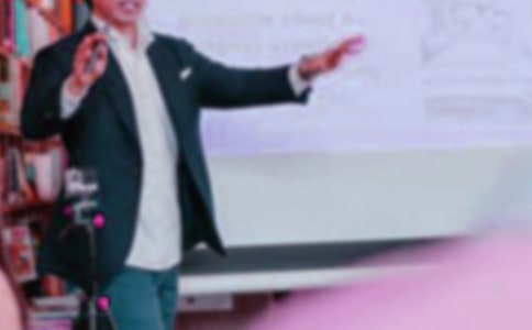 ����Ʒ���ݽ�����300�ֻ��8ƪ