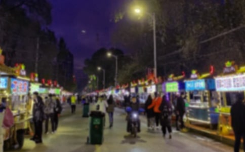 逛夜市作文300字