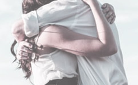 关于拥抱四年级作文集锦八篇