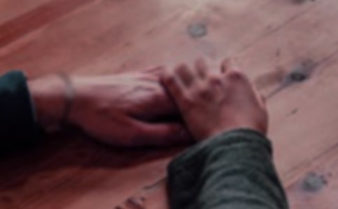 �Һʹ����и�Լ������ʾ��