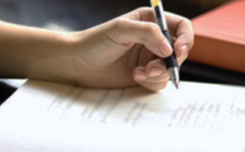 ����������һ����300�ּ���4ƪ