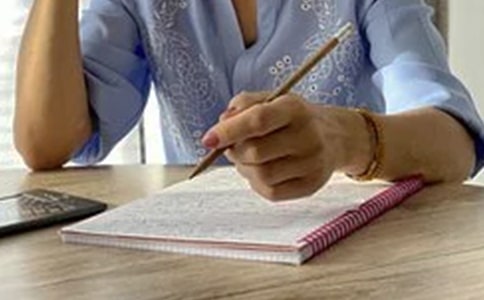 ��ʵ�á����꼶�ϲ�����300�ּ�����ƪ